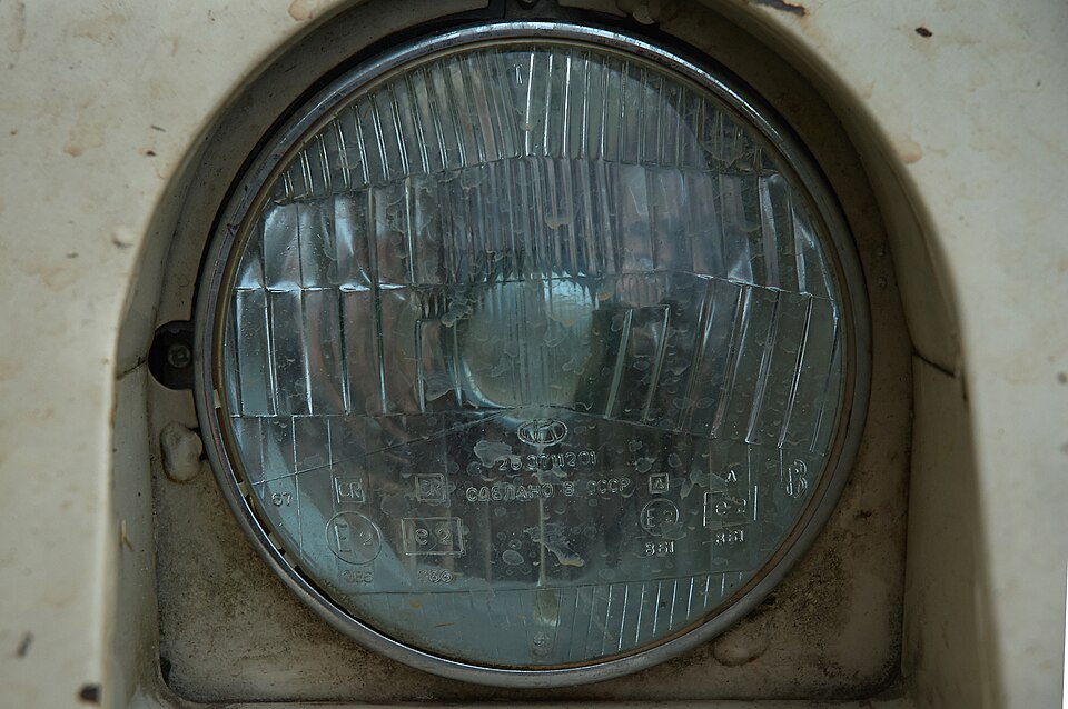 Faro Delantero