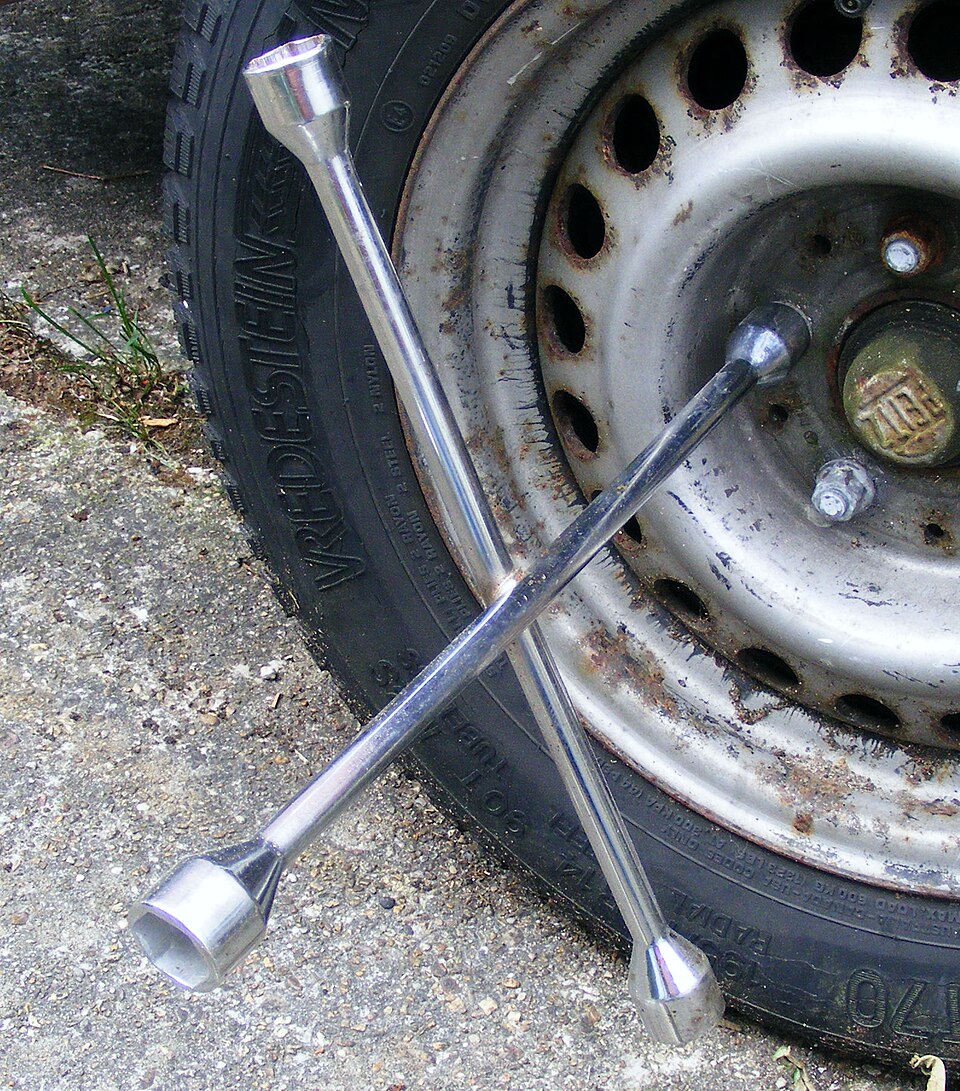 Llave De Rueda En Cruz